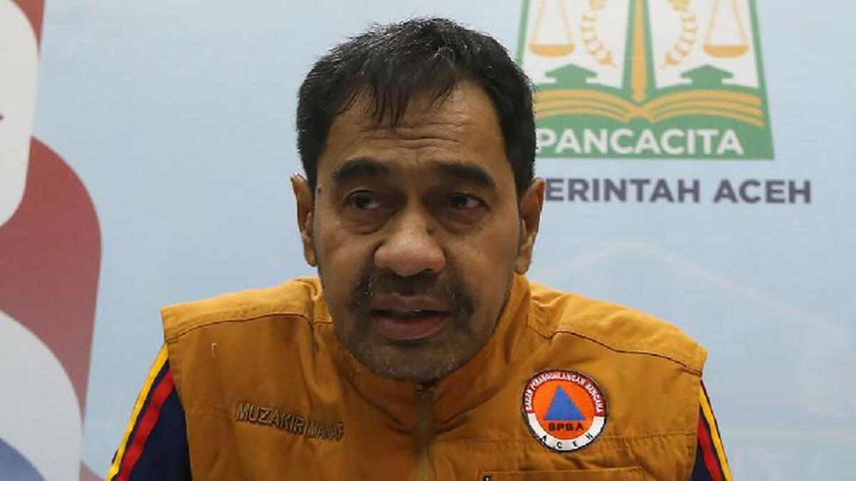 Aceh extends disaster emergency as floods and landslides leave hundreds of thousands stranded