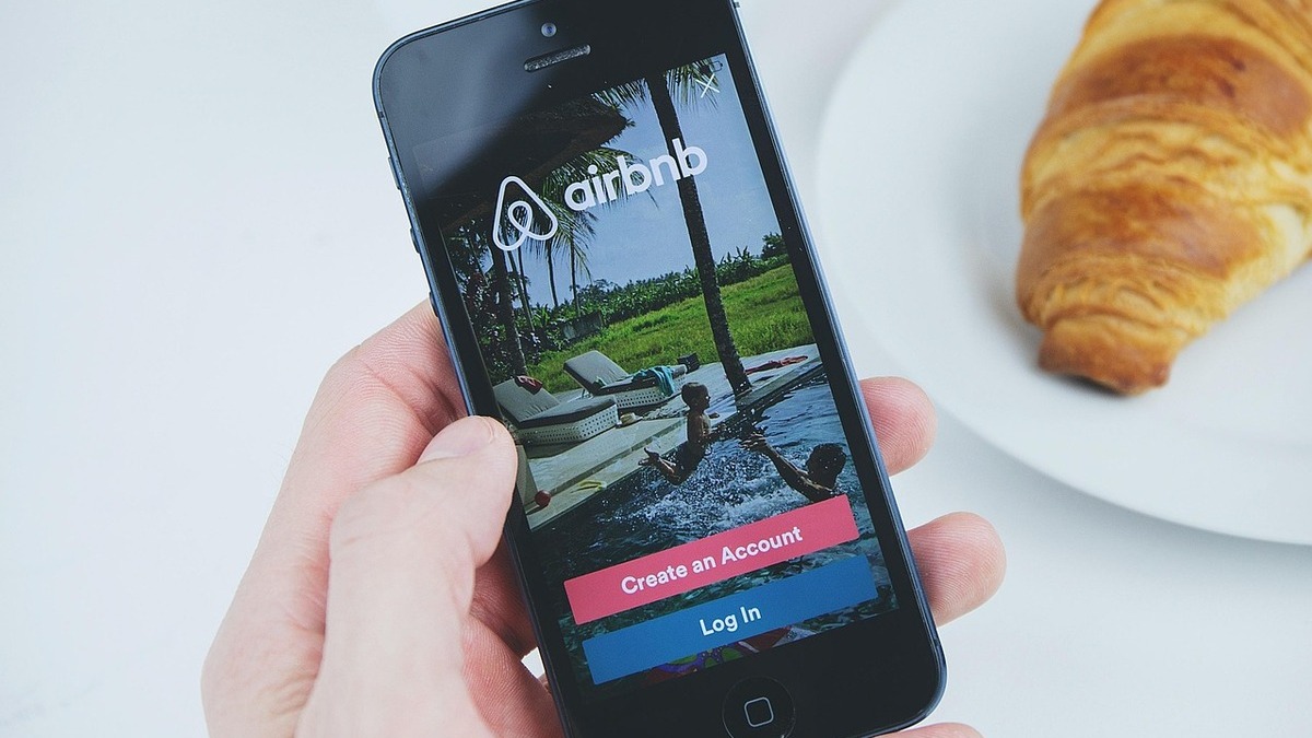 Bali governor plans crackdown on Airbnb-style rentals over lost revenue and declining hotel occupancy
