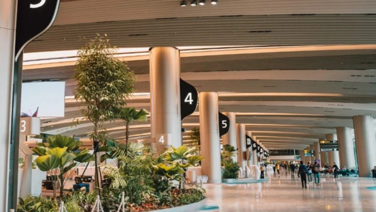 Changi Airport hits record 70M passengers in 2025 as Terminal 5 plans lift capacity to 140M