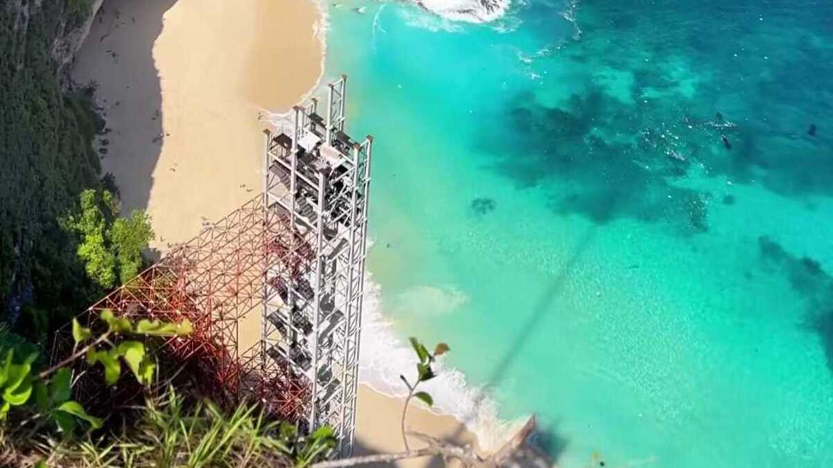 Bali orders removal of glass lift at Kelingking Beach after public outcry