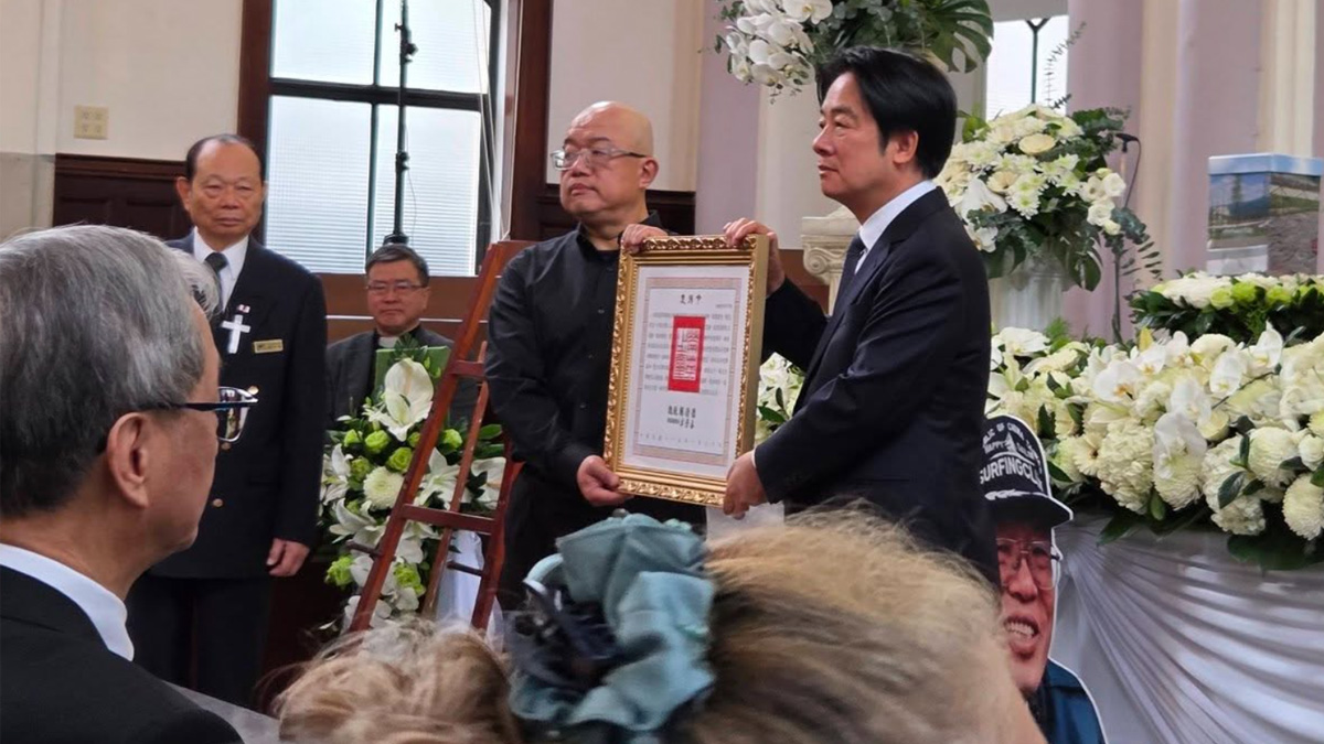 Taiwan president calls for unity against external threats at memorial for democracy advocate