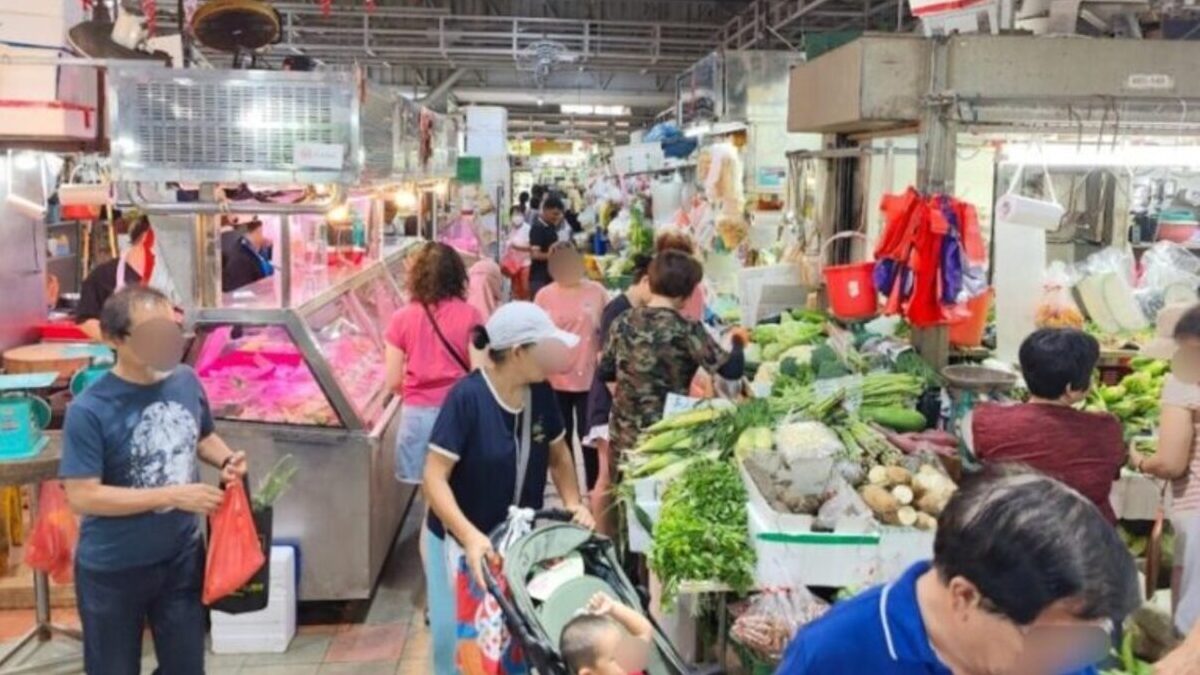 More Singaporeans living paycheck to paycheck as costs climb and wages stagnate