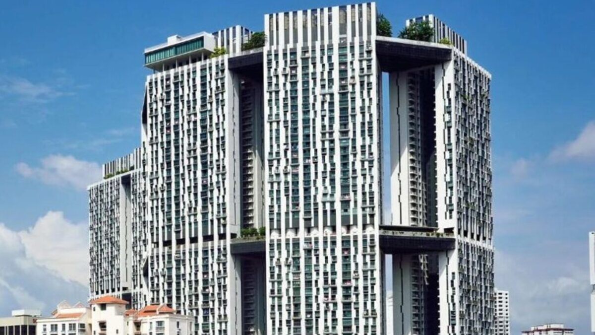 Pinnacle @ Duxton unit sets new HDB resale record at S$1.58 million
