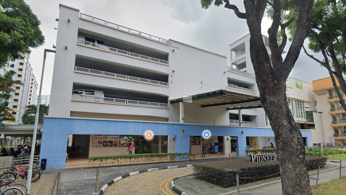 69-year-old man found dead in lorry at Pioneer Mall car park
