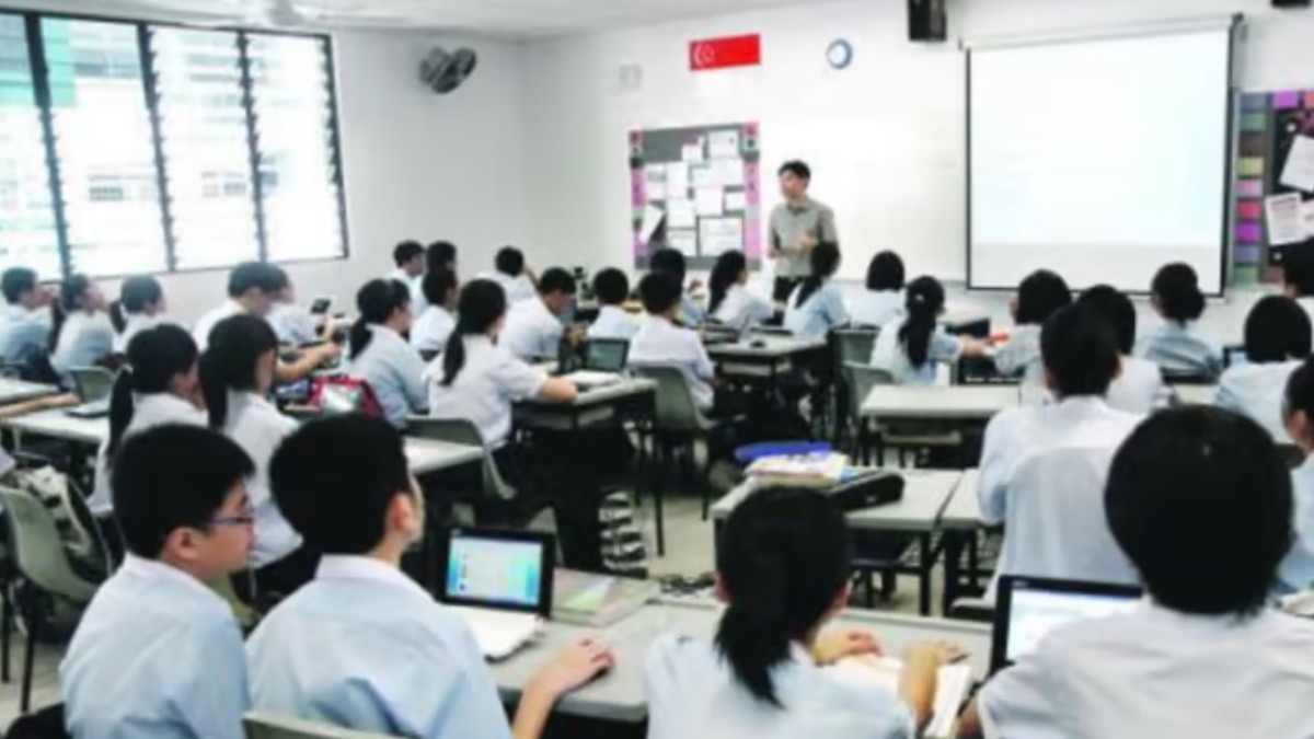 Survey finds Singapore teachers work 47.3 hours weekly, six hours above OECD average