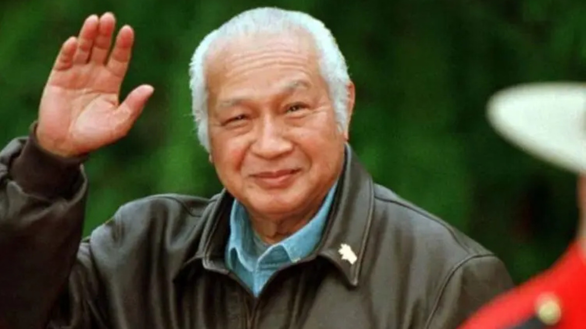 Indonesia grants former president Suharto national hero status amid fierce backlash