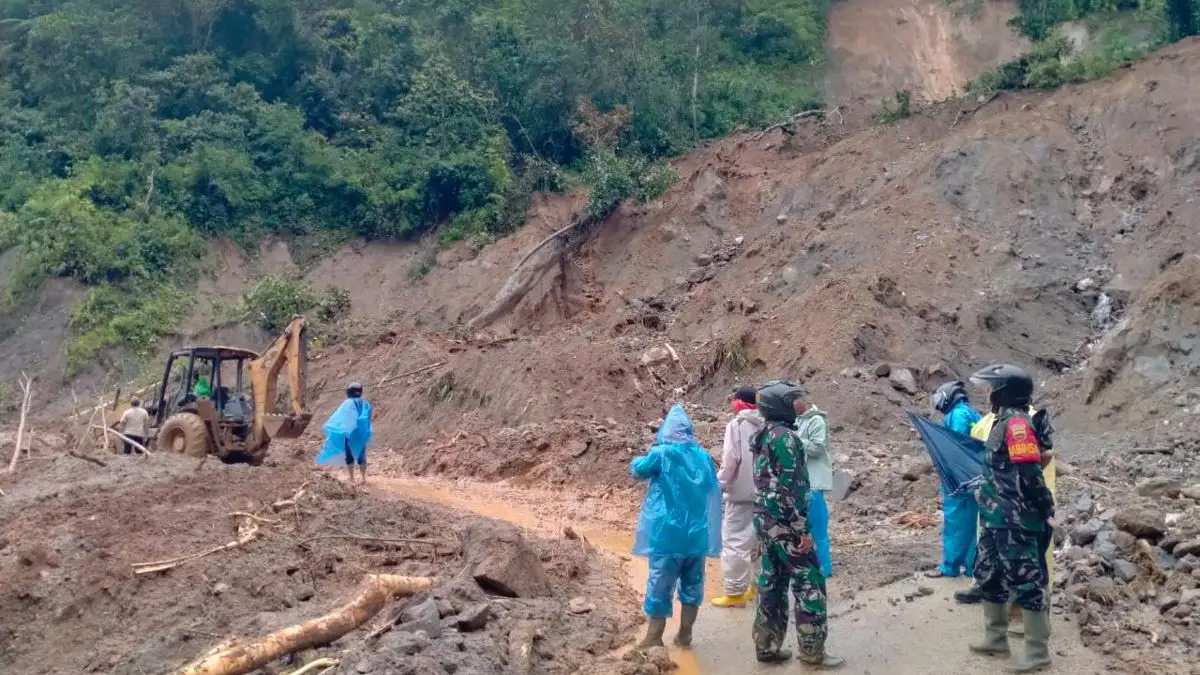 Indonesian civil society urges Prabowo to declare Sumatra’s flood disaster a national emergency