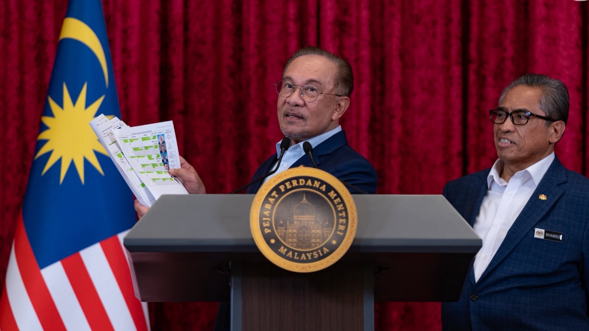 Anwar announces Cabinet reshuffle to fill vacancies and refocus economic priorities