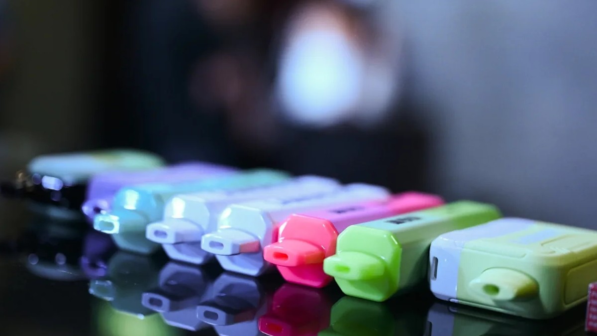 Singapore revokes long-term immigration status of Myanmar teen over possession of etomidate vape pod