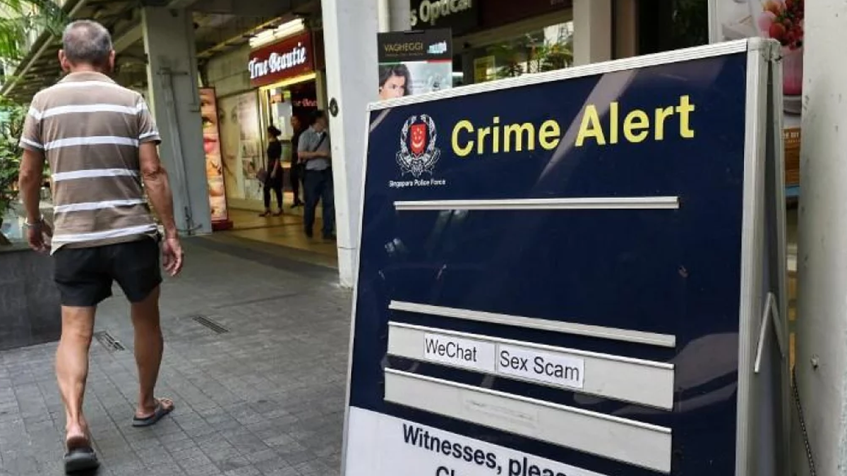 At least S$362,000 lost in scams involving fake M1 and MAS officials via WhatsApp